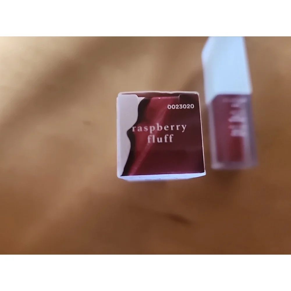 Julep It's Whipped Matte Lip Mousse - Raspberry Fluff  0.15oz. (New in‎ Box)